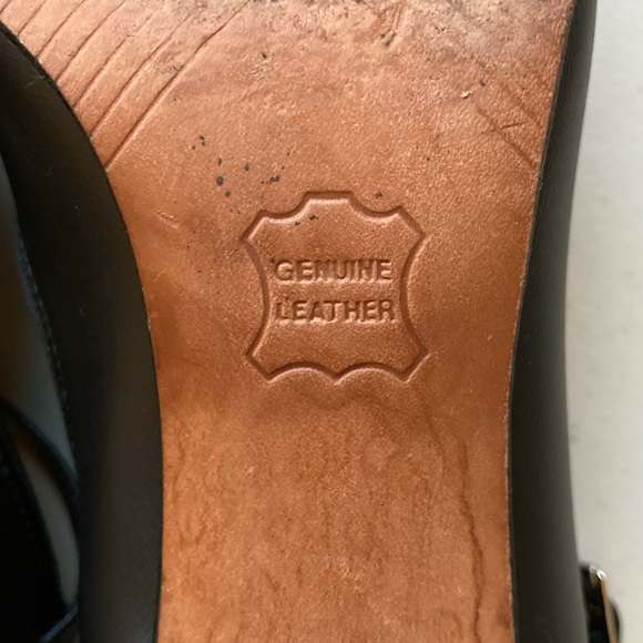 Black heels - Picture 4 of 6